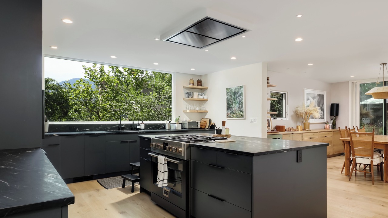 Photo of Kitchen in Newlands