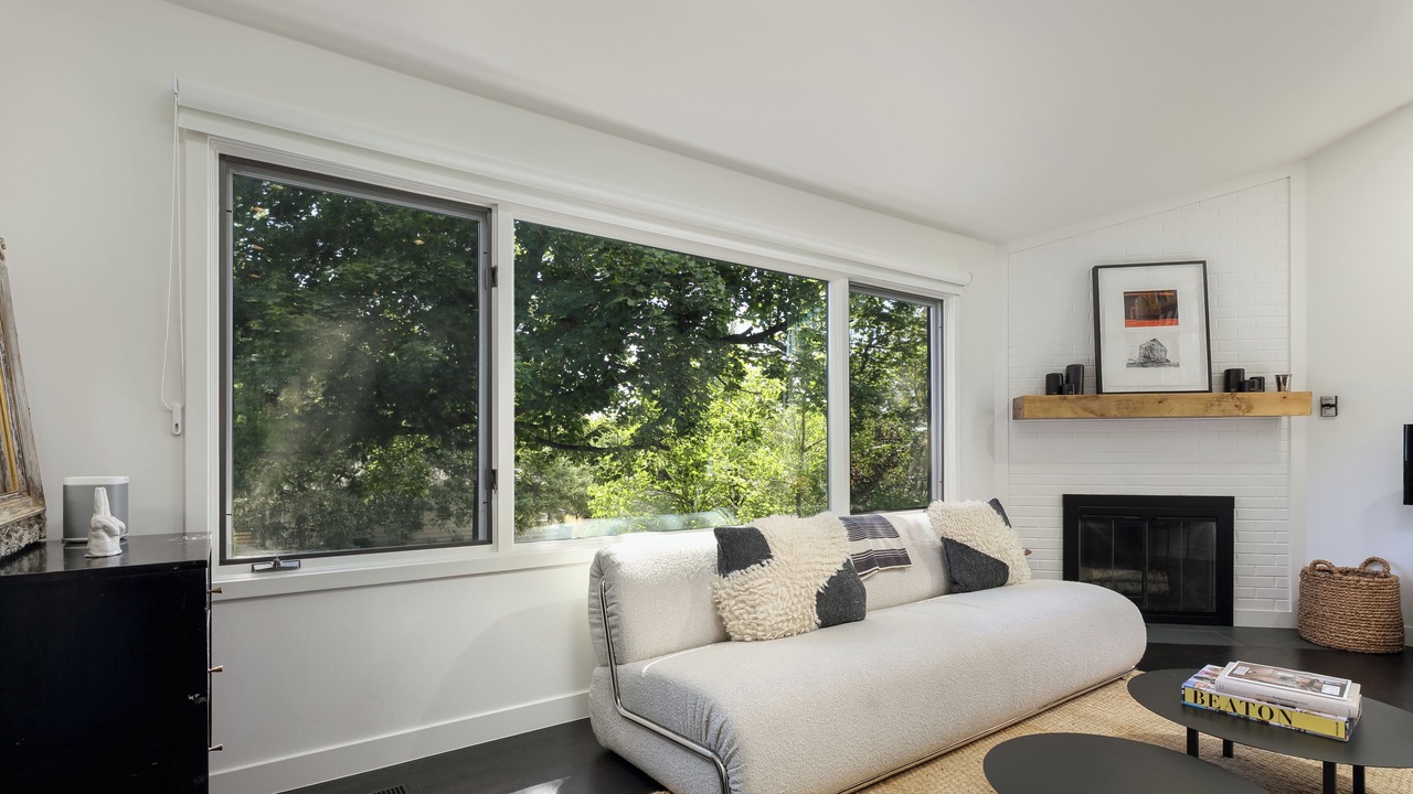 Photo of Livingroom in Newlands
