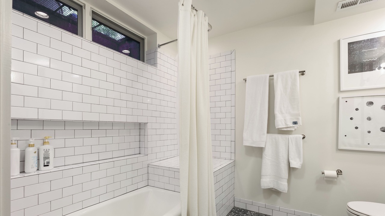 Photo of Bathroom in Newlands