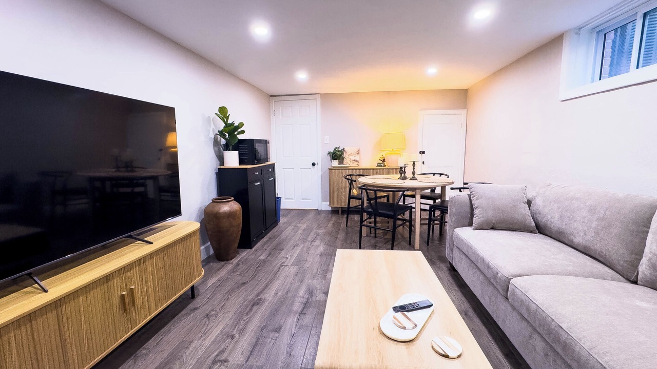 Photo of Livingroom in Sunnyside