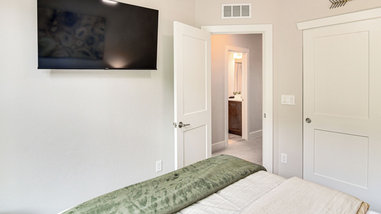 Photo of Bedroom in Rendezvous
