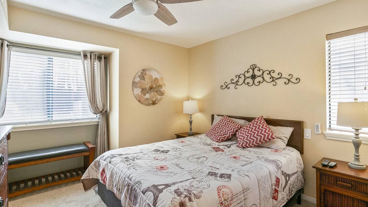 Photo of Bedroom in Englewood