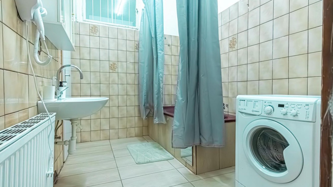 Photo of Bathroom in Landstrasse
