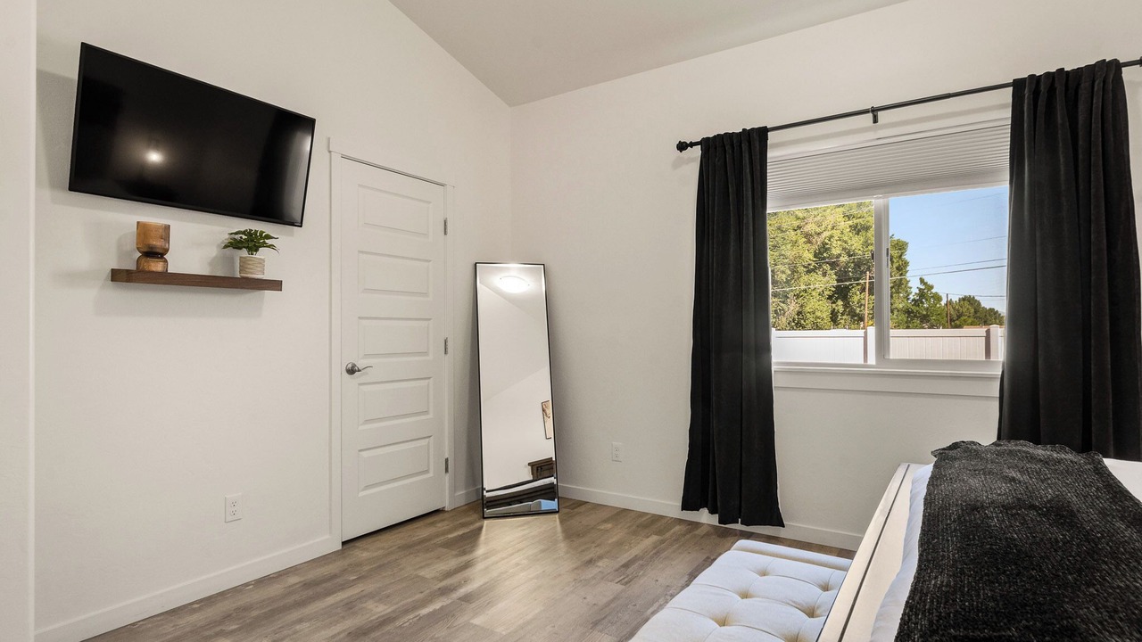 Photo of Bedroom in Montrose