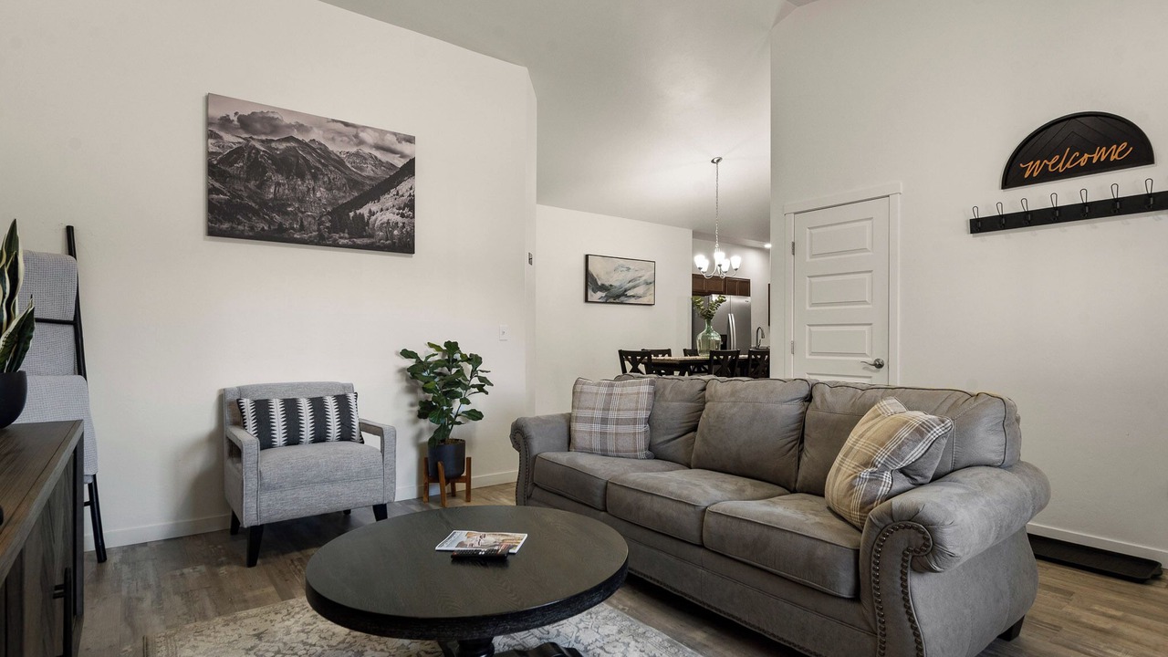 Photo of Livingroom in Montrose