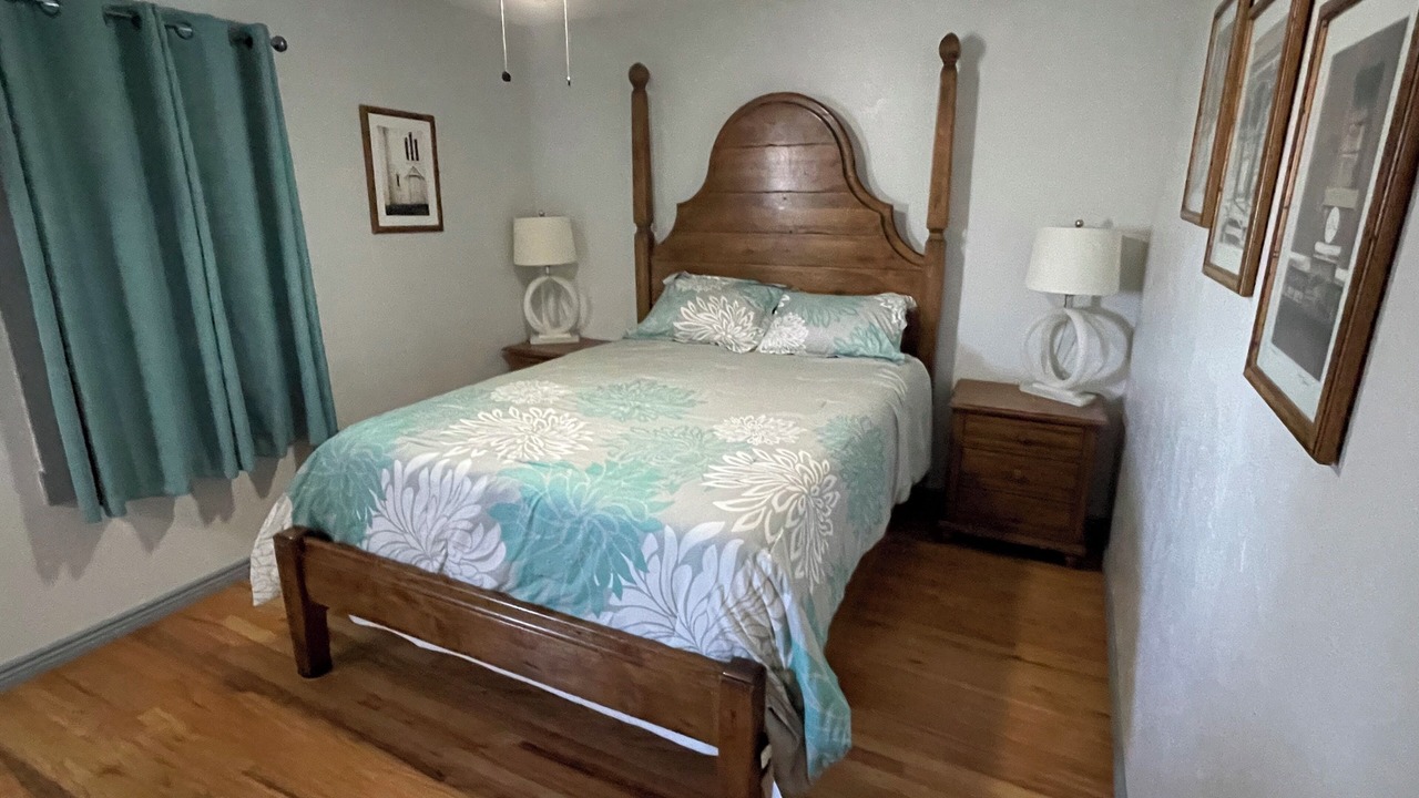 Photo of Bedroom in Lazear