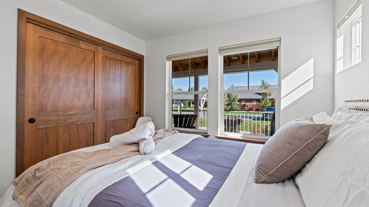 Photo of Bedroom in Dover Bay