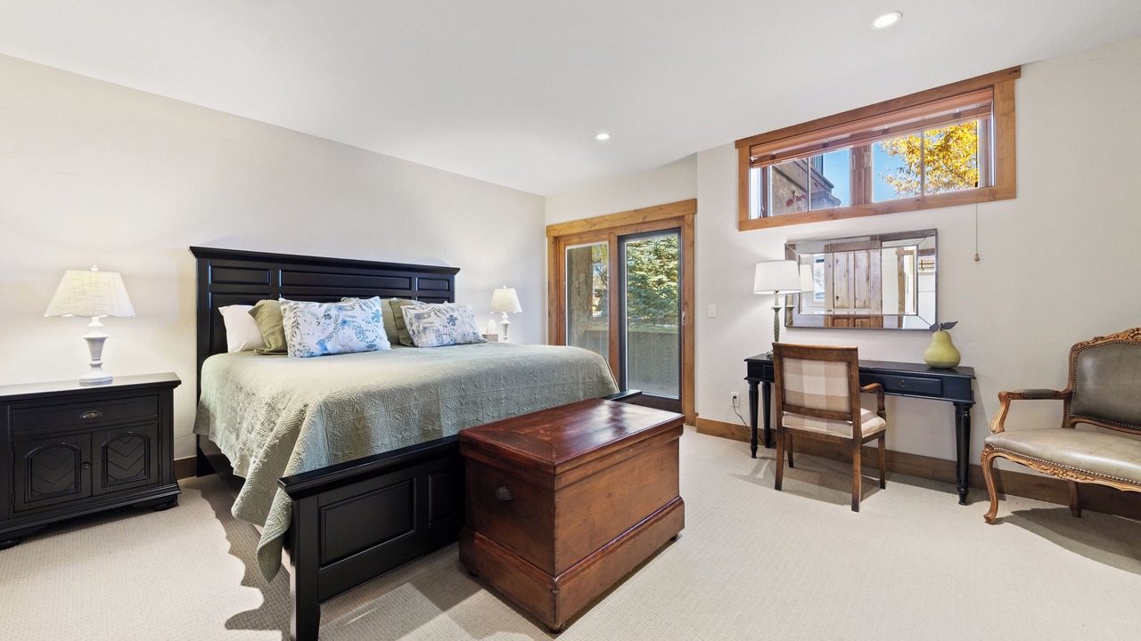 Photo of Bedroom in Eagle