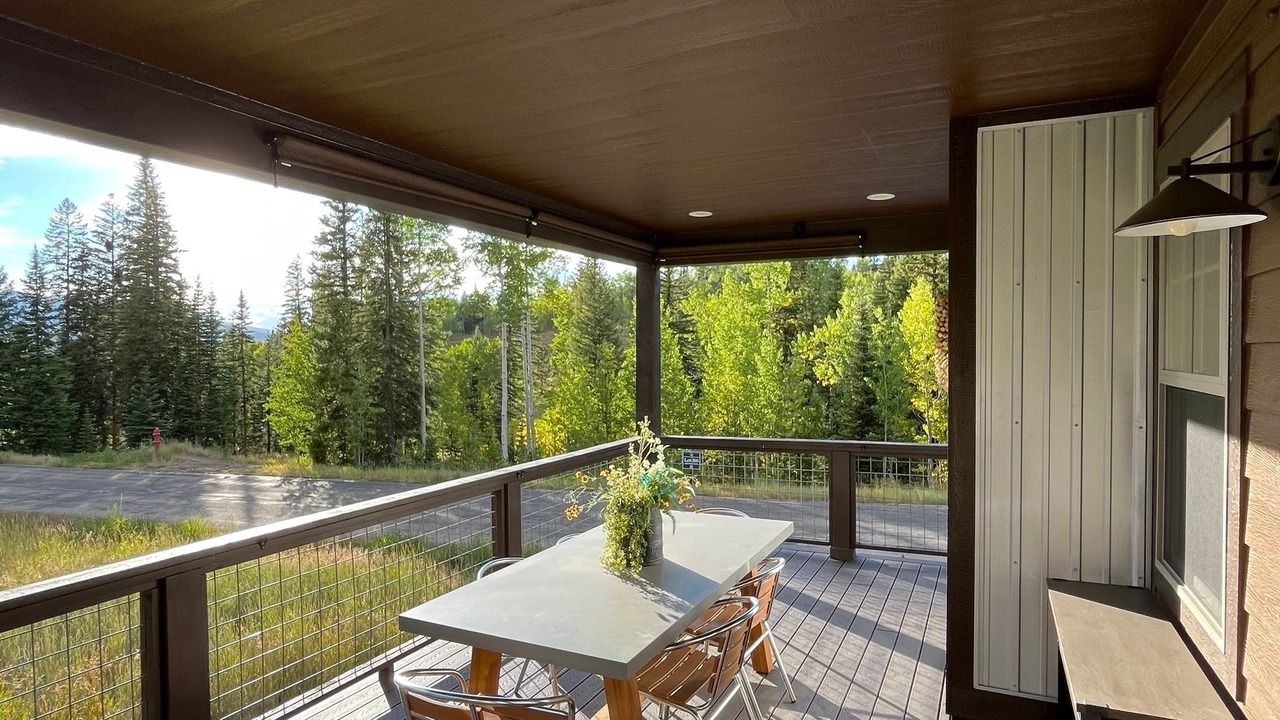 Photo of Outdoor in Rendezvous