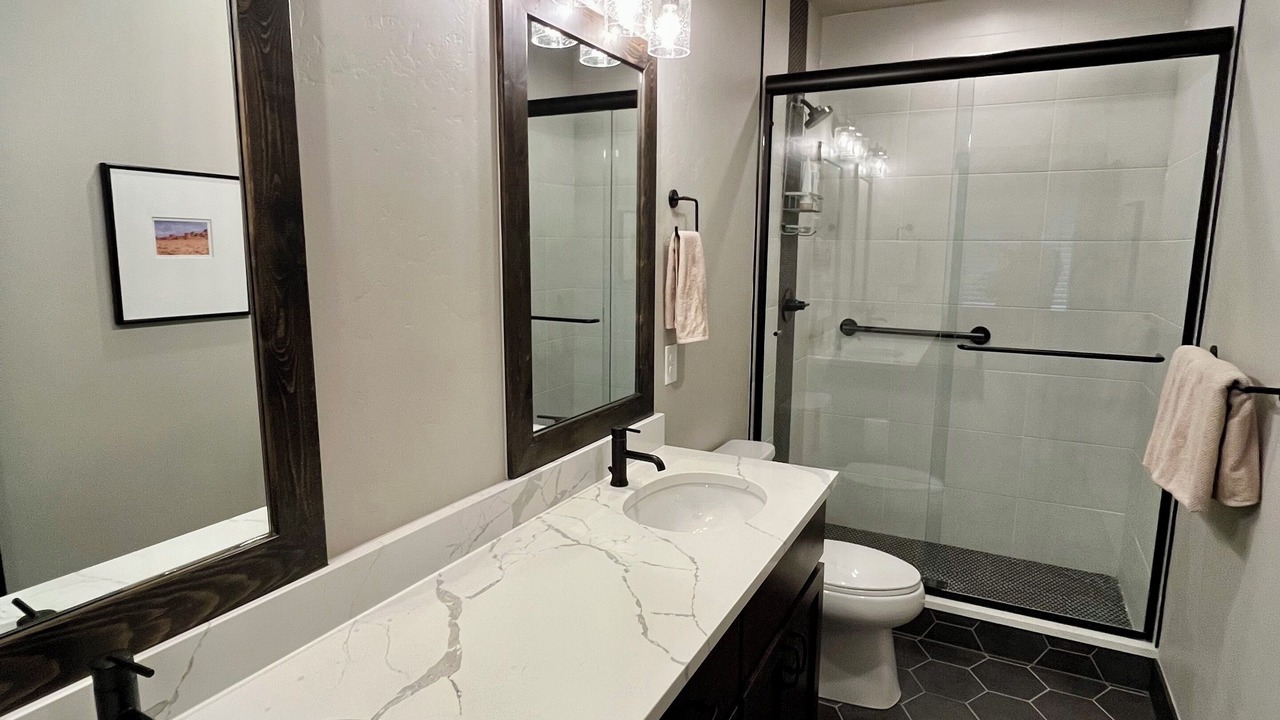 Photo of Bathroom in Rendezvous
