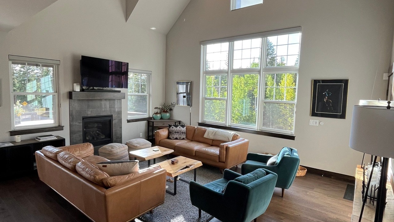 Photo of Livingroom in Rendezvous