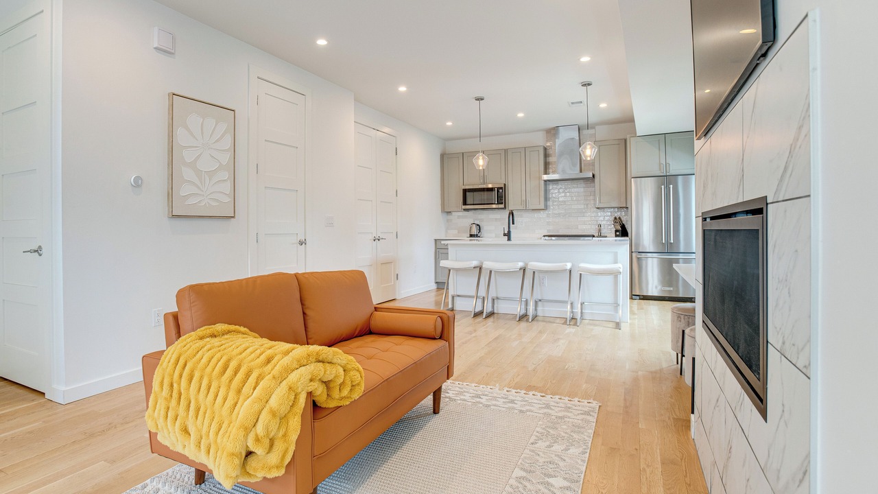 Photo of Livingroom in West Colfax