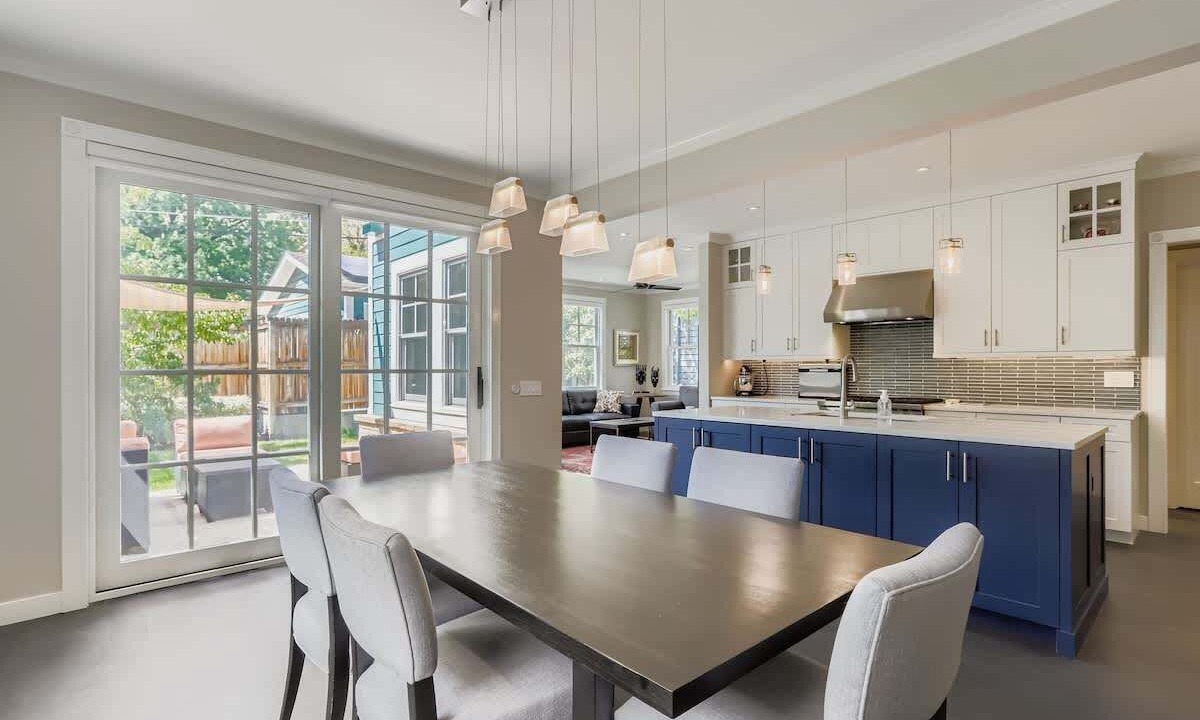 Photo of Others in Newlands