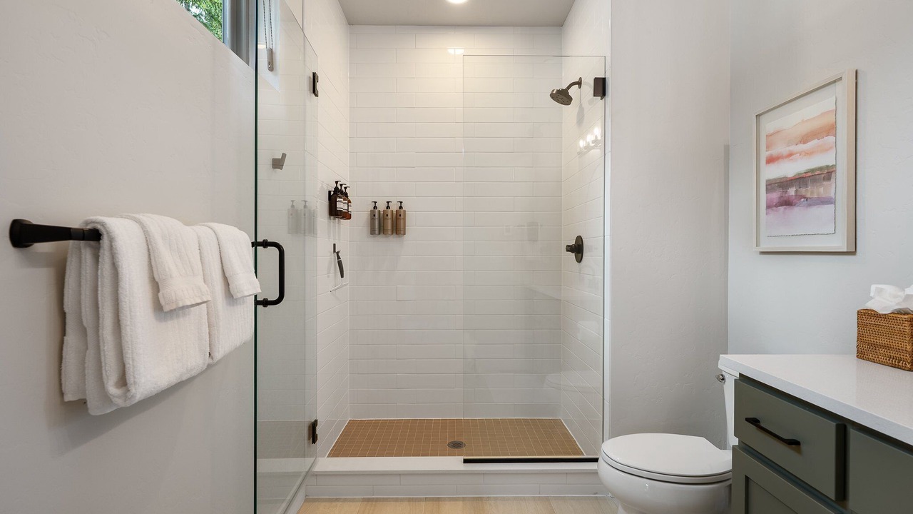 Photo of Bathroom in Rendezvous