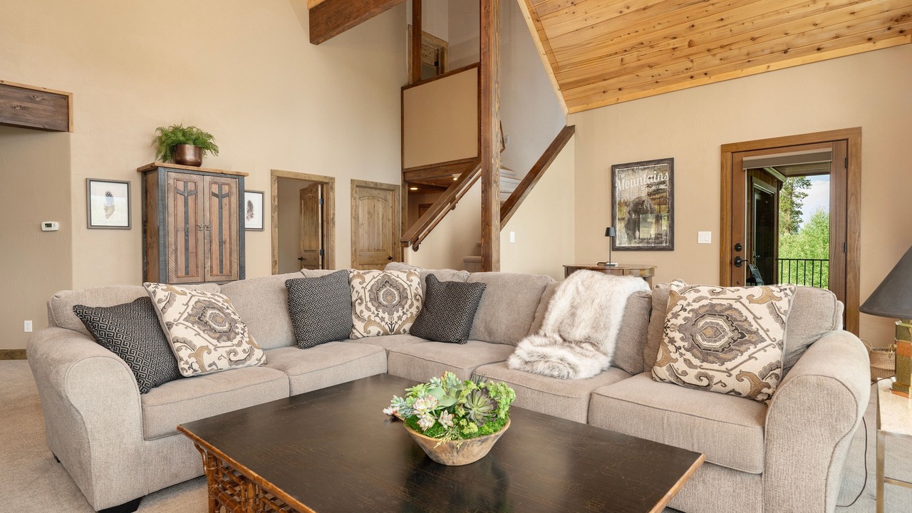 Photo of Livingroom in Granby