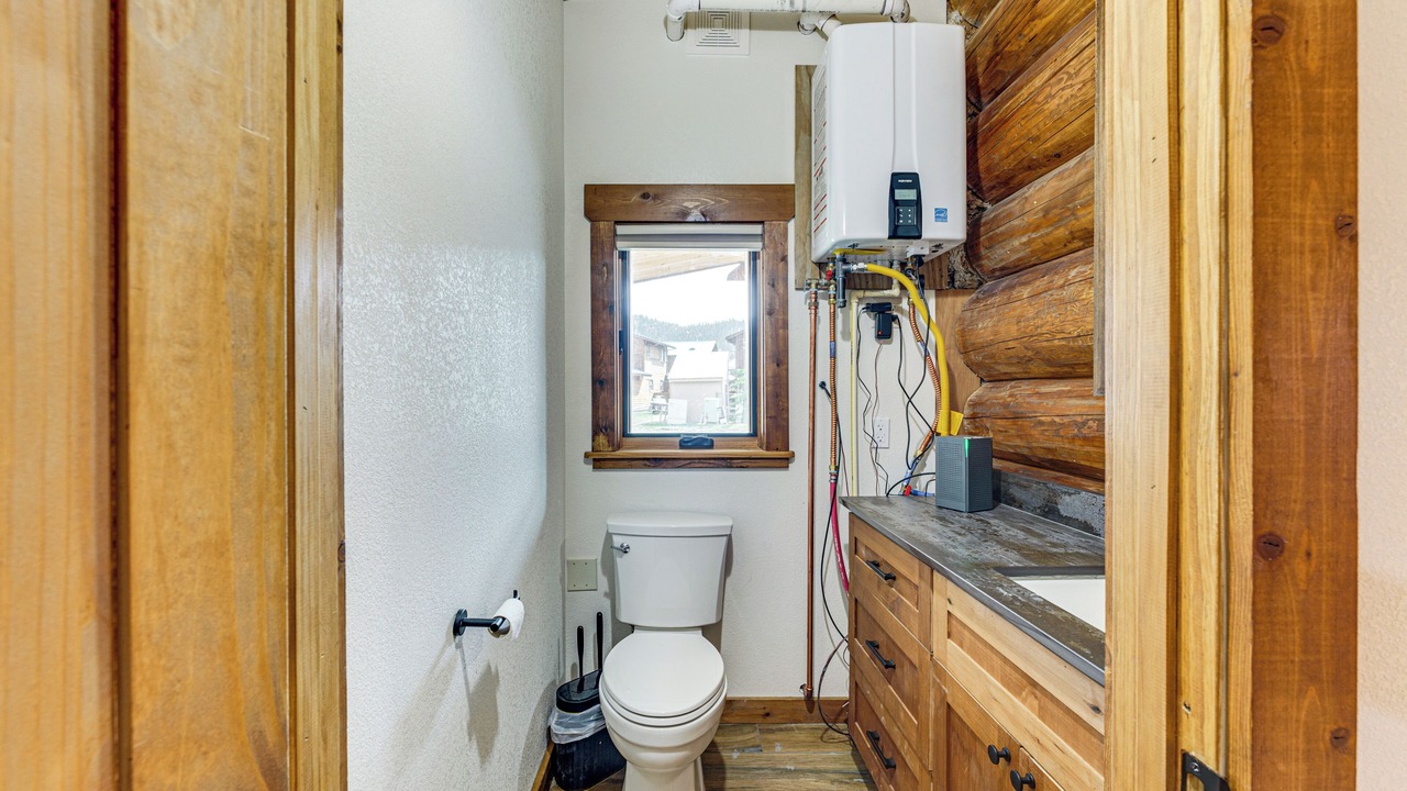 Photo of Bathroom in Red River