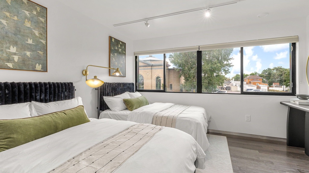 Photo of Bedroom in Curtis Park