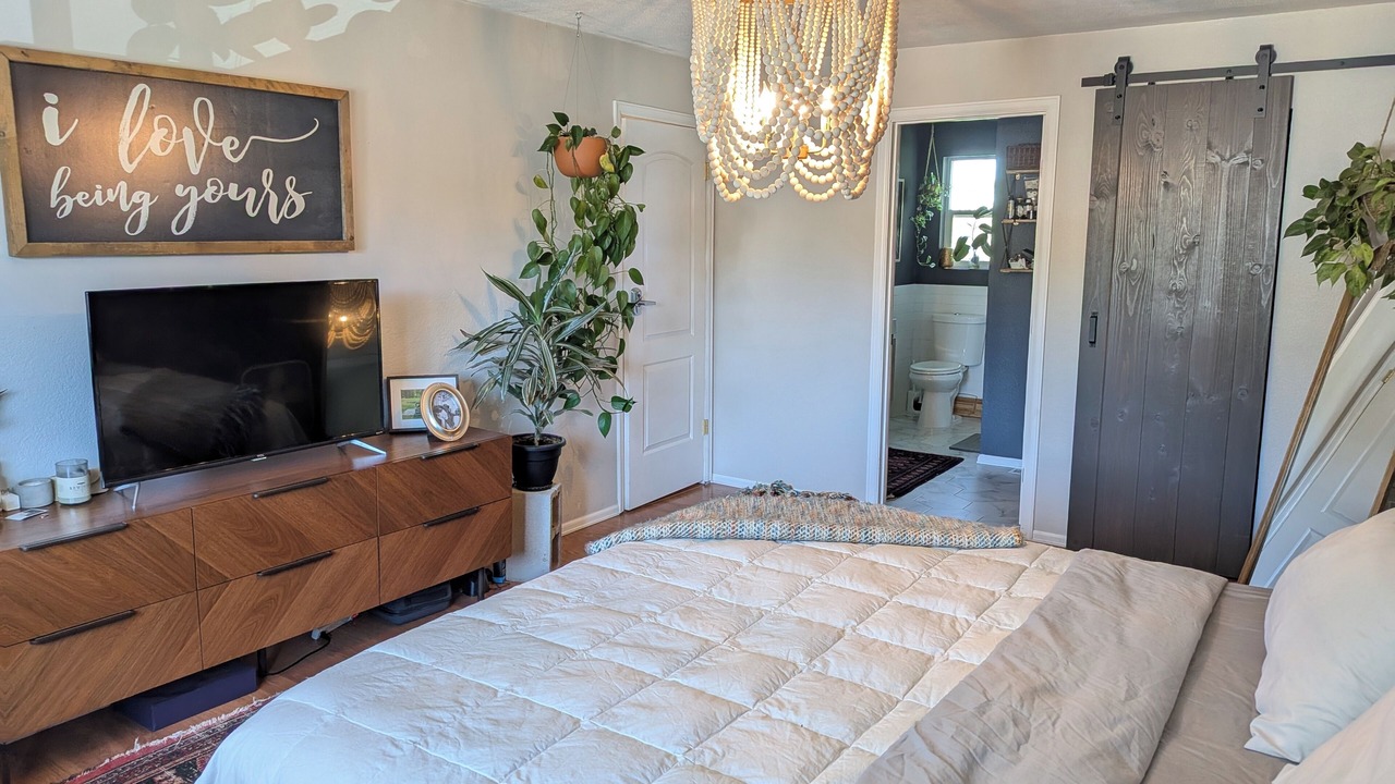 Photo of Bedroom in Lakewood