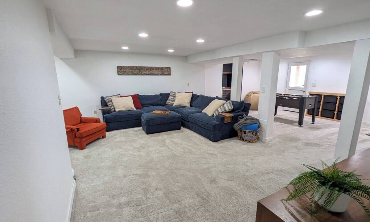 Photo of Livingroom in Lakewood