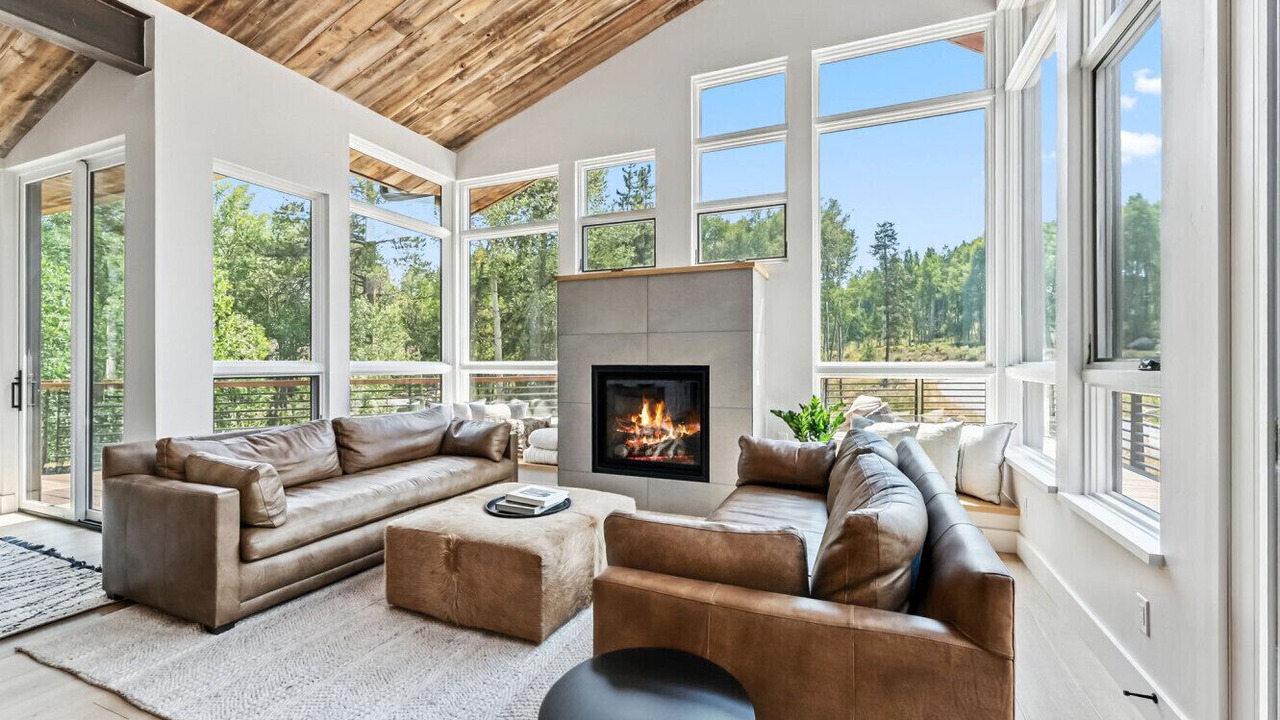 Photo of Livingroom in Silverthorne