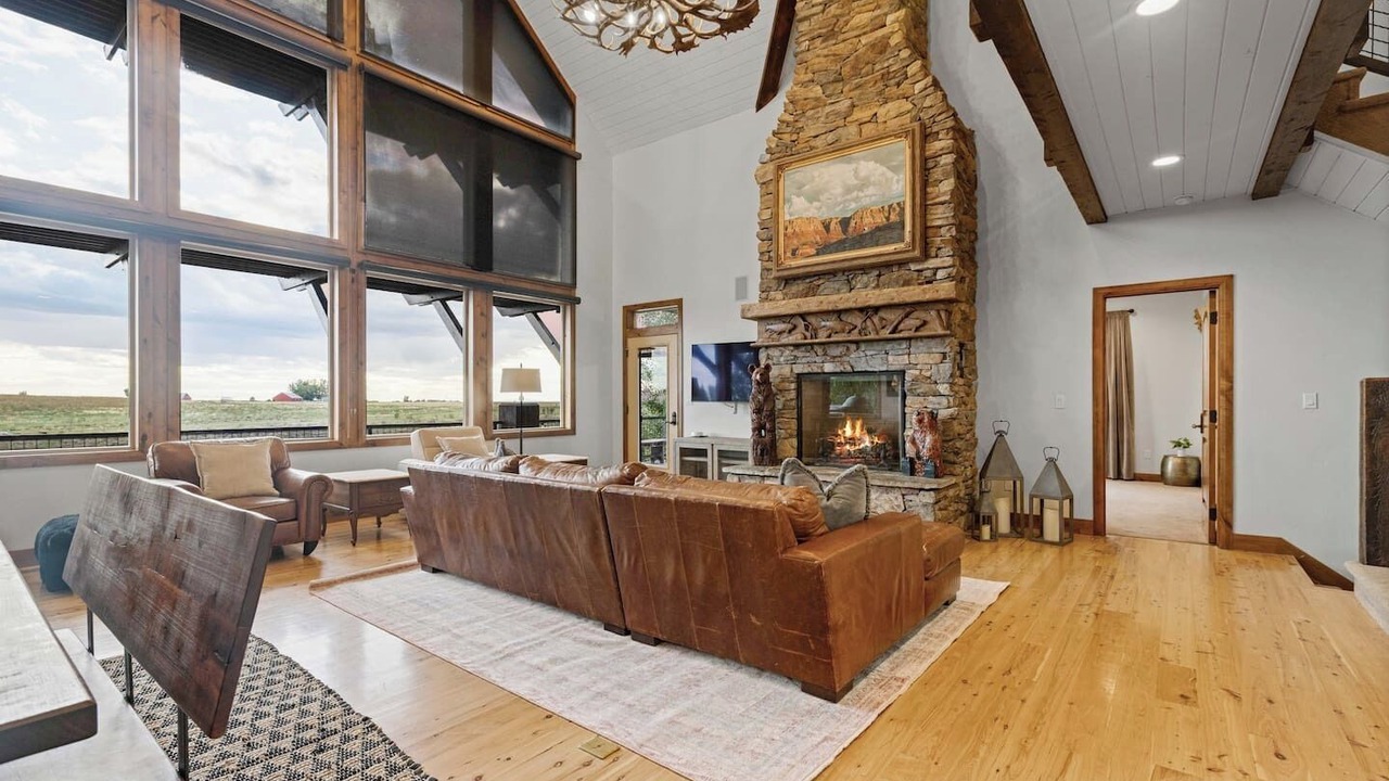 Photo of Livingroom in Ashton