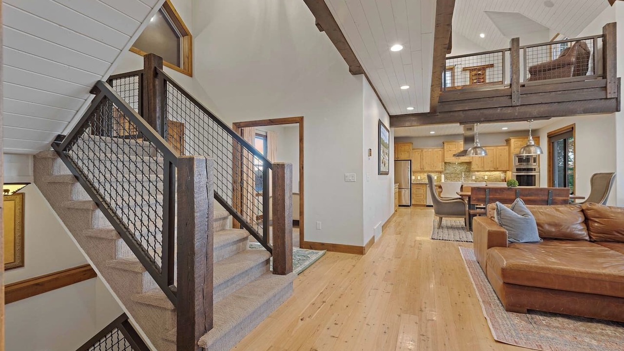 Photo of Livingroom in Ashton