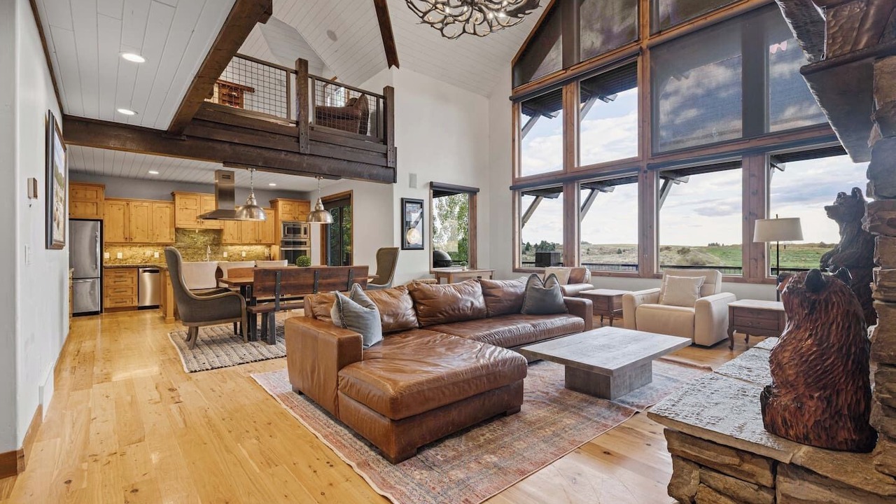 Photo of Livingroom in Ashton