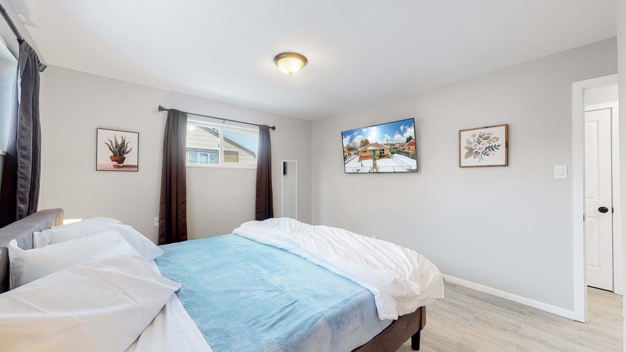 Photo of Bedroom in Twin Lakes
