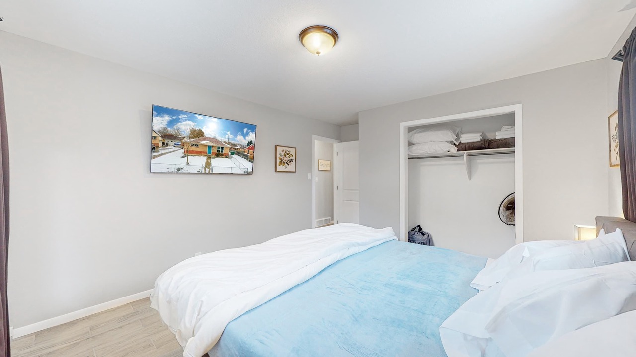 Photo of Bedroom in Twin Lakes