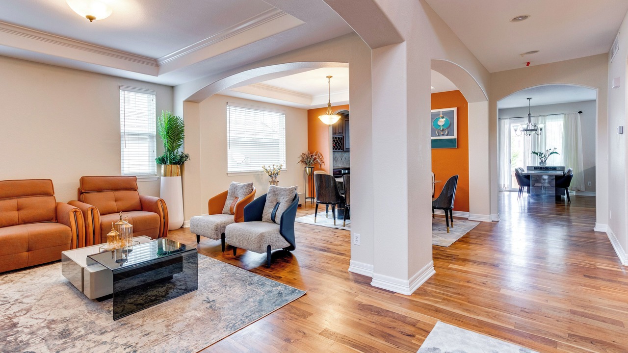 Photo of Livingroom in Aurora