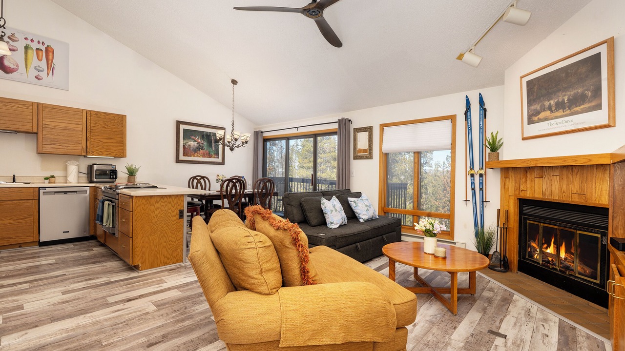 Photo of Livingroom in Fraser