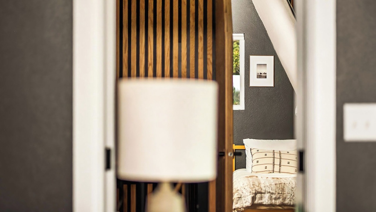 Photo of Bedroom in Stagetop