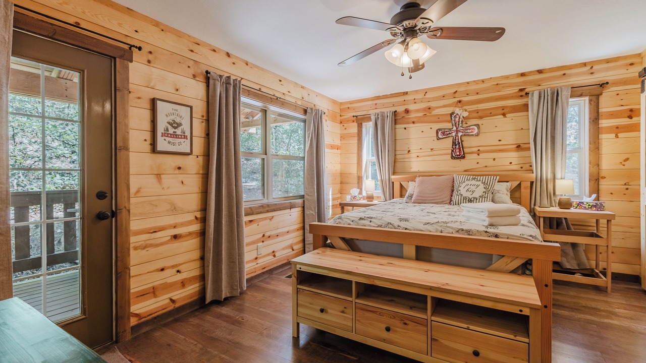 Photo of Bedroom in San Juan River Village