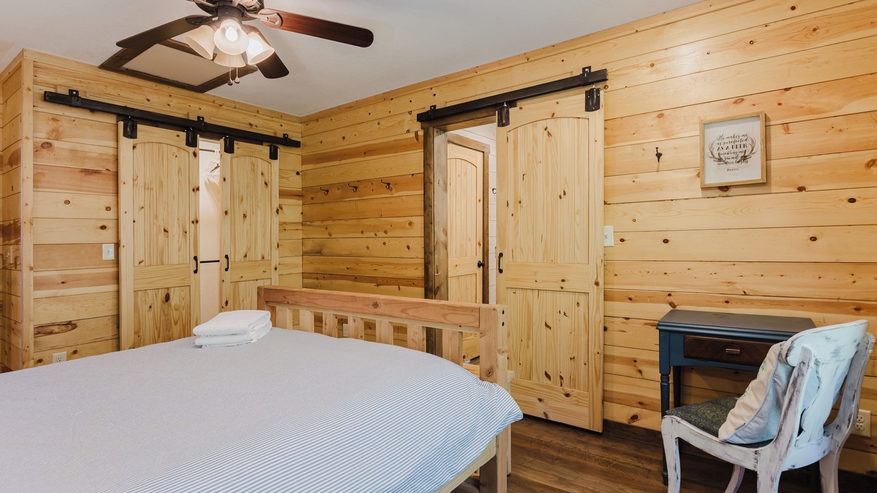 Photo of Bedroom in San Juan River Village