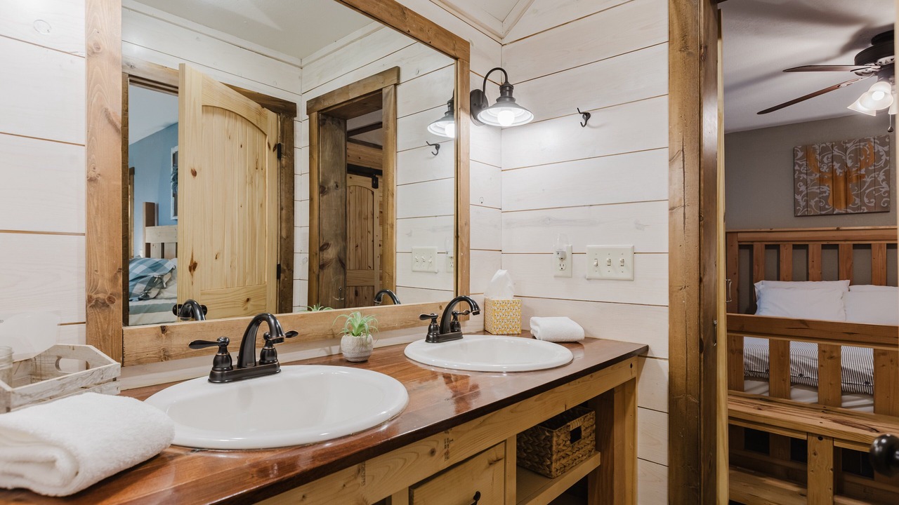 Photo of Bathroom in San Juan River Village