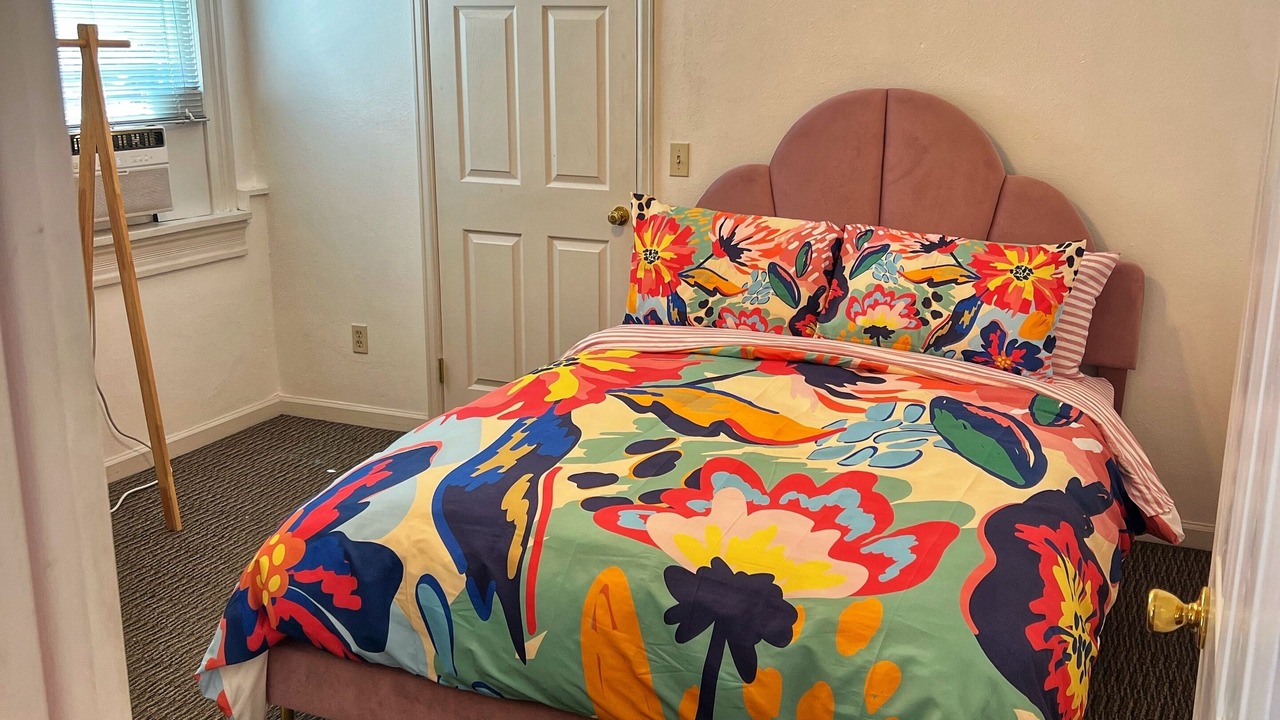Photo of Bedroom in Five Points