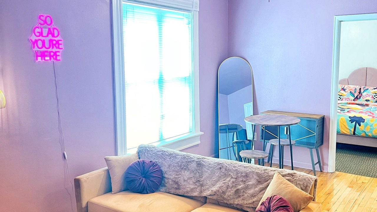 Photo of Livingroom in Five Points
