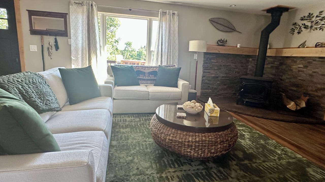 Photo of Livingroom in Black Hawk