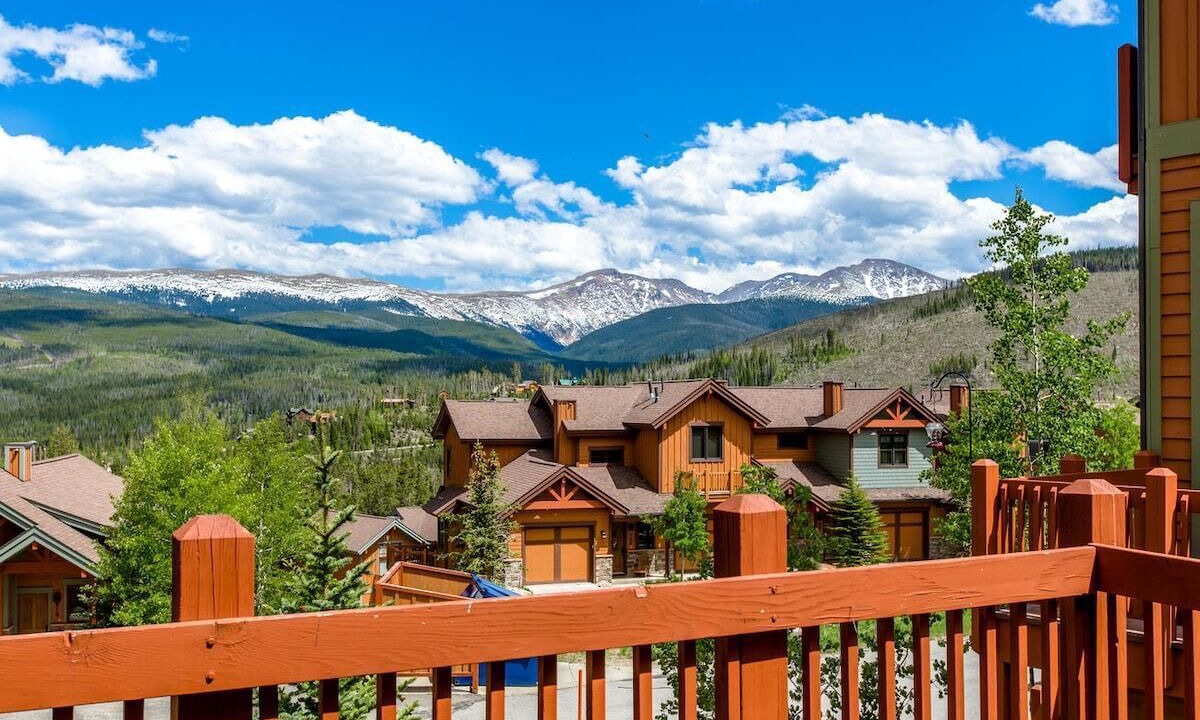 Photo of Outdoor in Bear Crossing