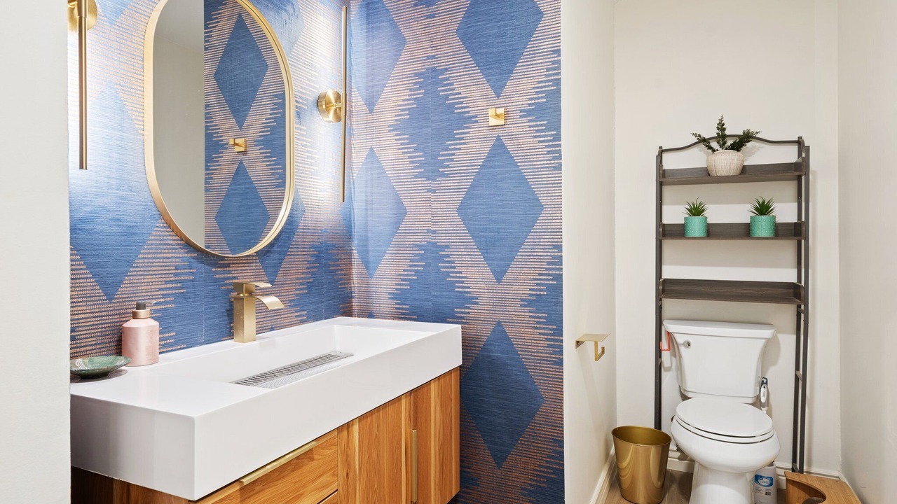 Photo of Bathroom in Skyway