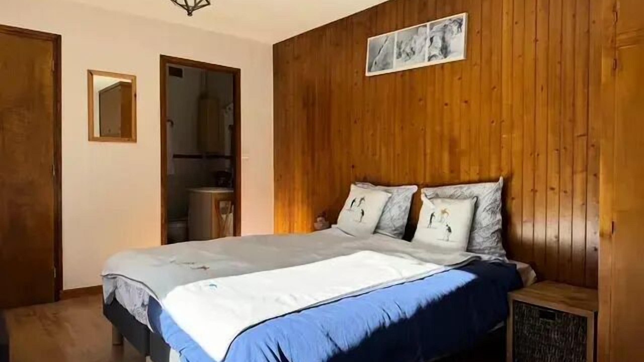 Photo of Bedroom in Les Allues