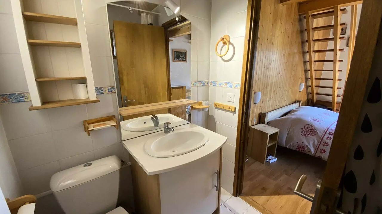 Photo of Bathroom in Les Allues