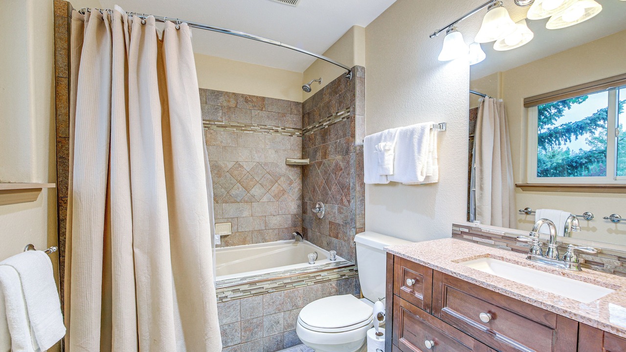 Photo of Bathroom in Frisco
