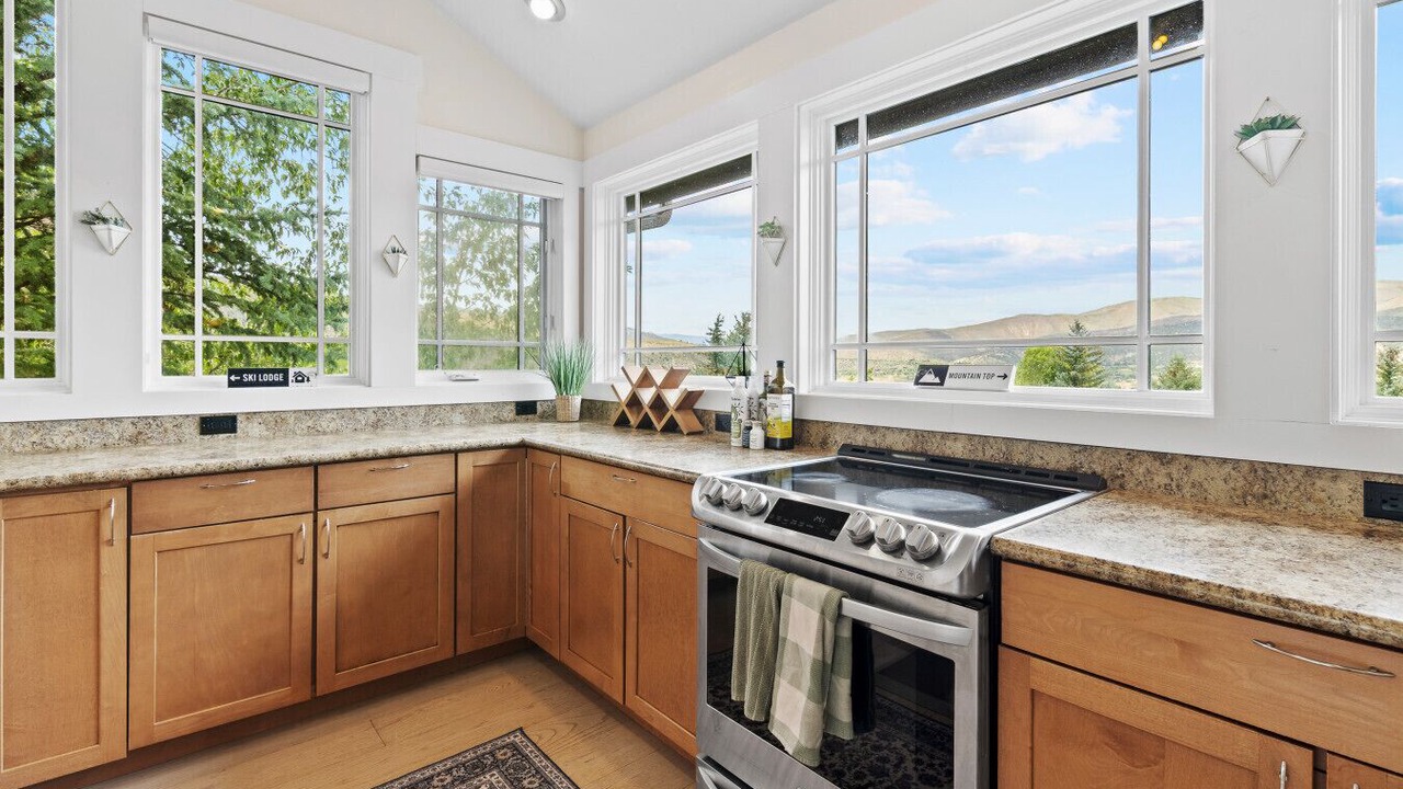 Photo of Kitchen in Edwards