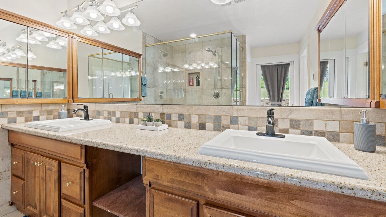 Photo of Bathroom in Edwards