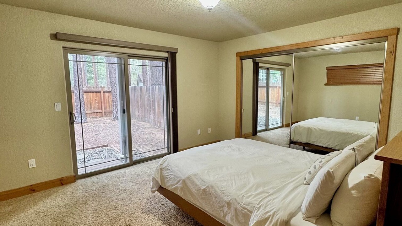 Photo of Bedroom in Tahoe Island