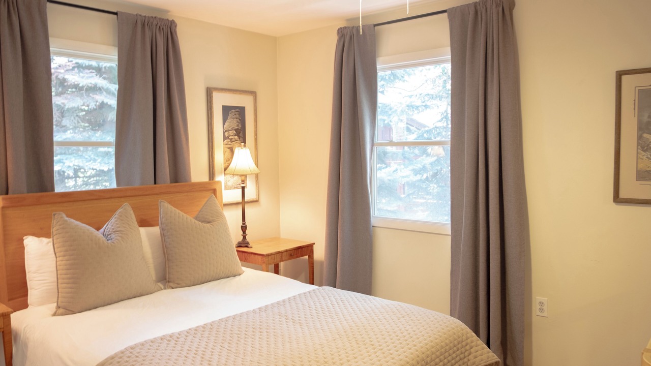 Photo of Bedroom in Innsbruck Meadows