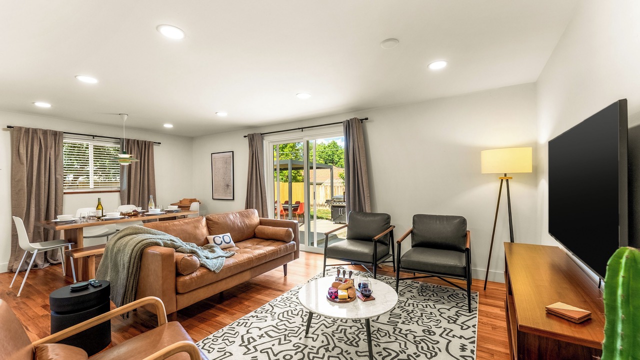 Photo of Livingroom in South Westminster