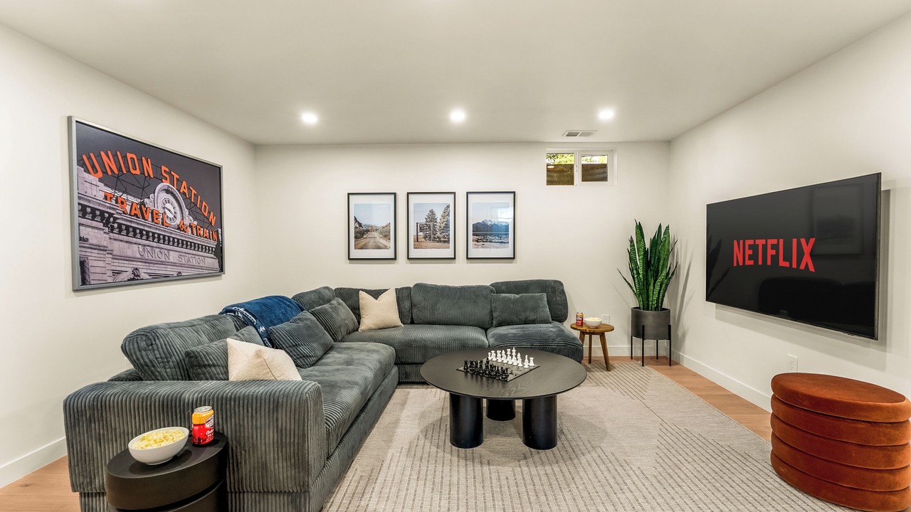 Photo of Livingroom in South Westminster
