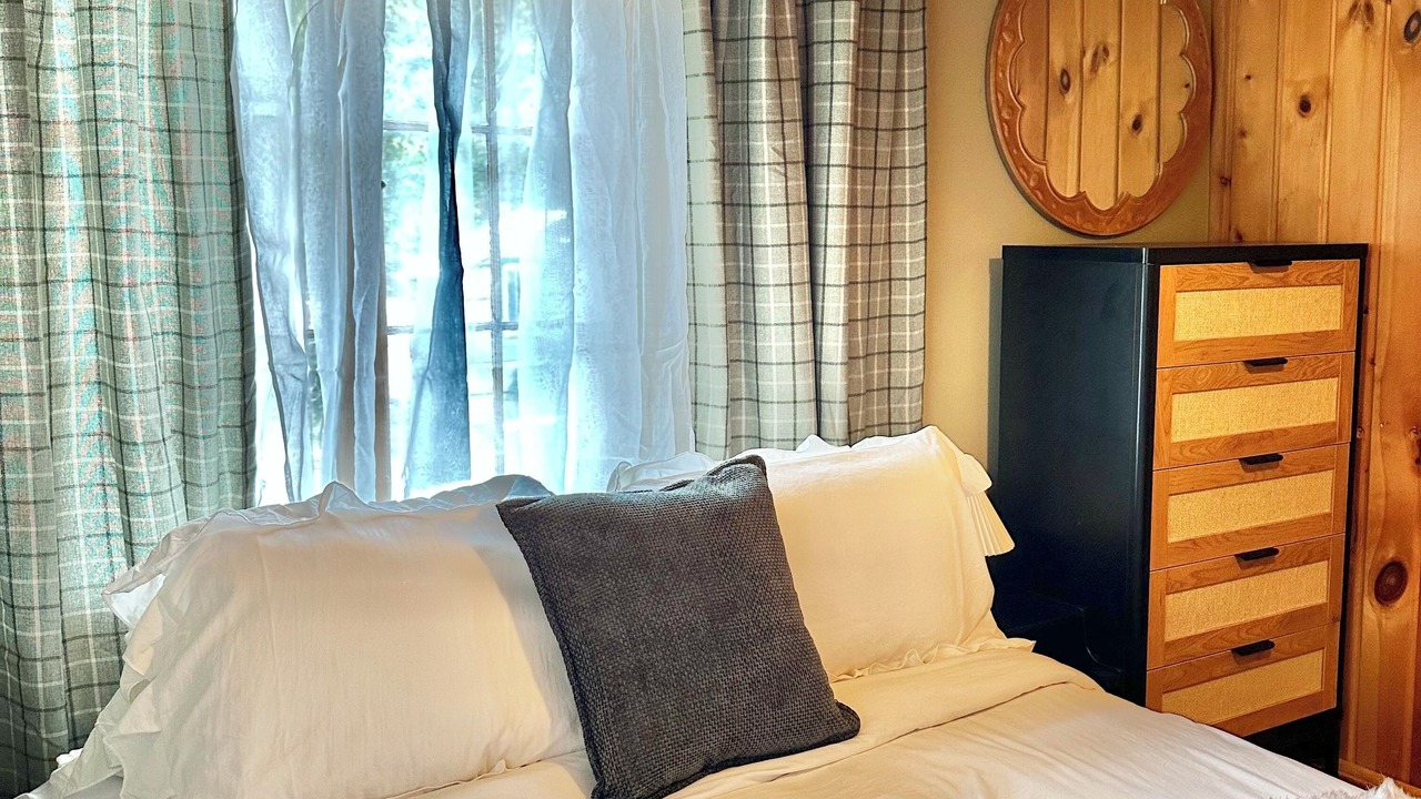 Photo of Bedroom in Allenspark